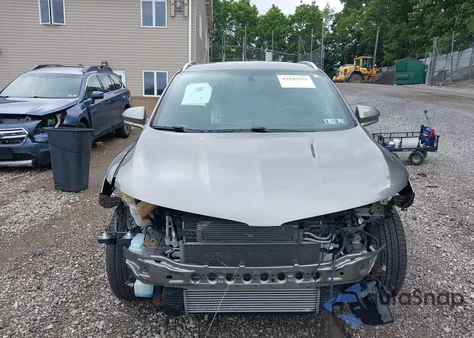 2016 Lincoln Mkc Premier from USA, damaged, VIN 5LMCJ1C96GUJ30791